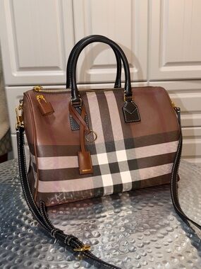 Burberry Check Medium Bowling Bag in Dark Birch Brown